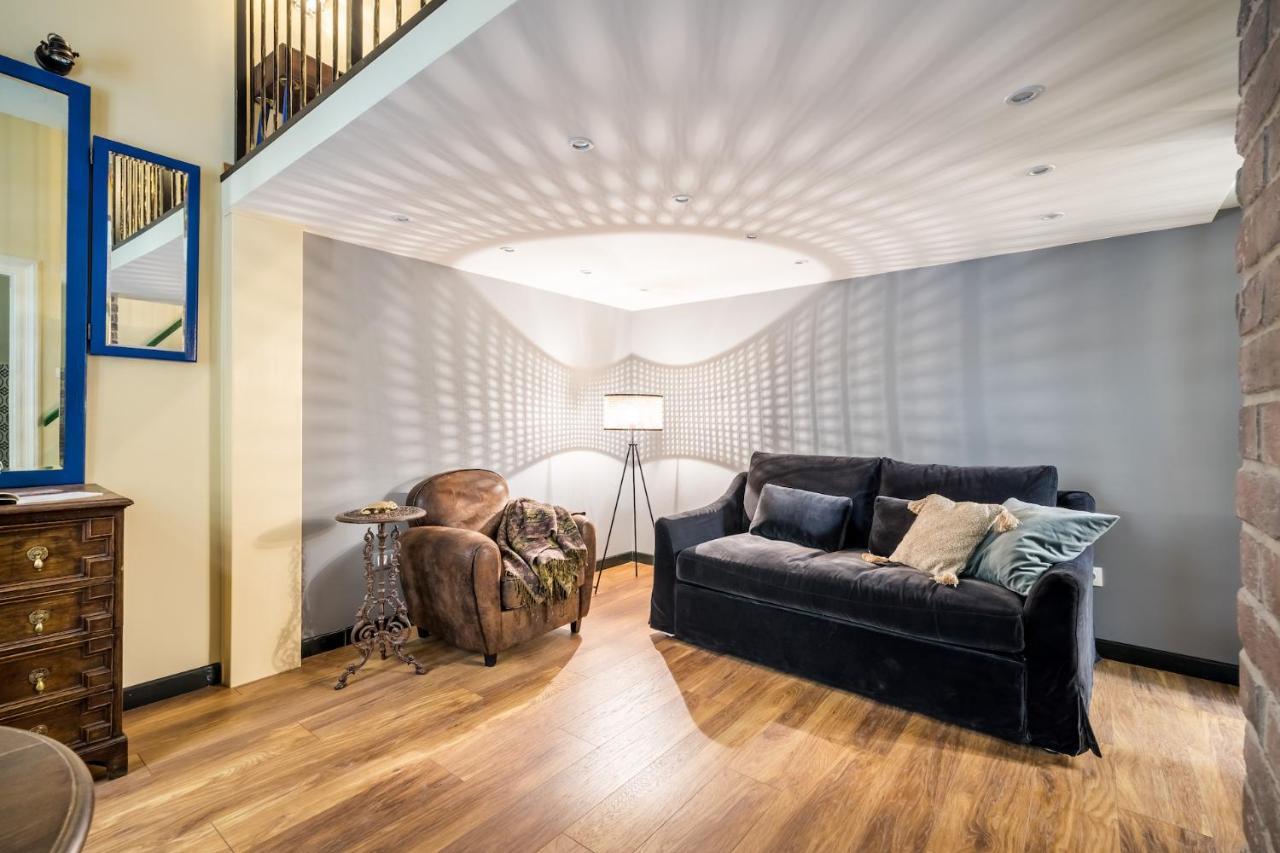 Unique & Stylish - Home Of Traveler In City Center Budapeşte Dış mekan fotoğraf
