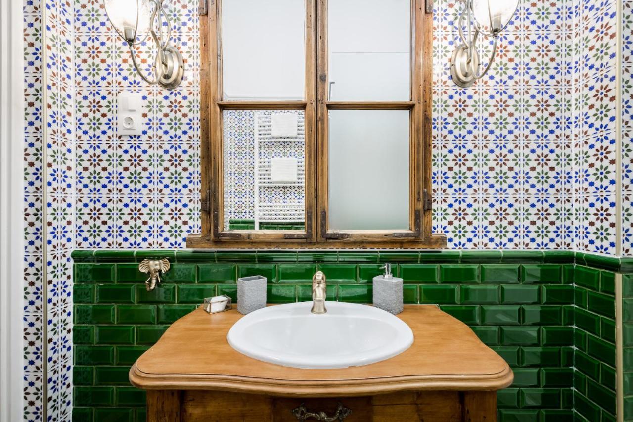 Unique & Stylish - Home Of Traveler In City Center Budapeşte Dış mekan fotoğraf